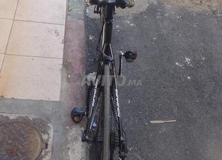 بقالة مليحة للبيع