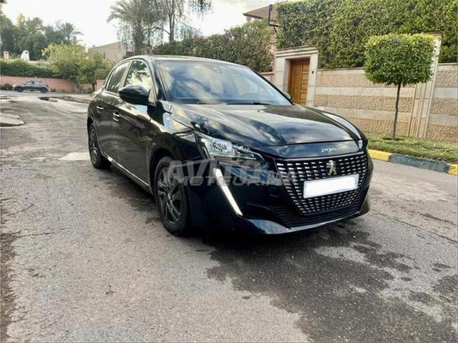 Peugeot 208 Diesel Manuelle 2023 à Kénitra
