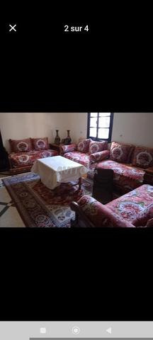 منزل للبيع مكون من سفلي و إطاج 1 و السطح