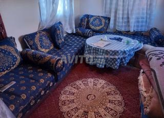 صالة صغيرة للبيع