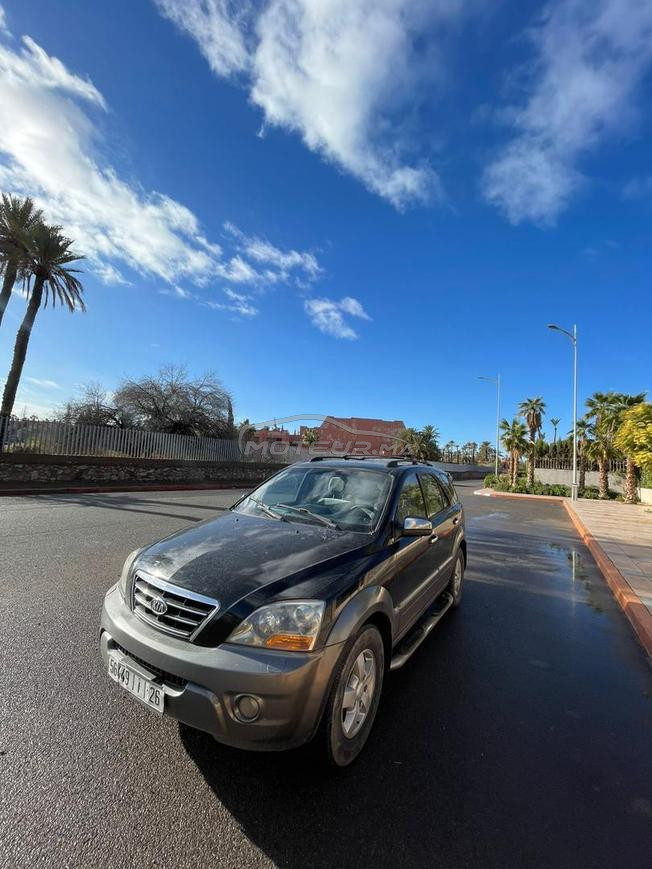 Kia Sorento (vous m’envoyez sur whatssap)