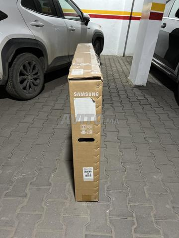 تلفزيون سامسونج 55 بوصة UHD 4K الذكي (AU7000)