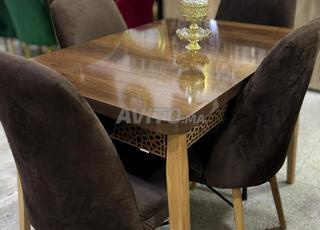 Salon Mongi moderne et de haute qualité