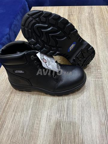 سكيتشرز رجالي