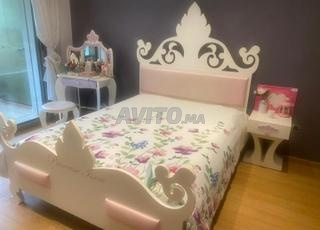 Chambre à coucher pour fille