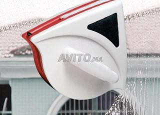 Lave vitre magnétique