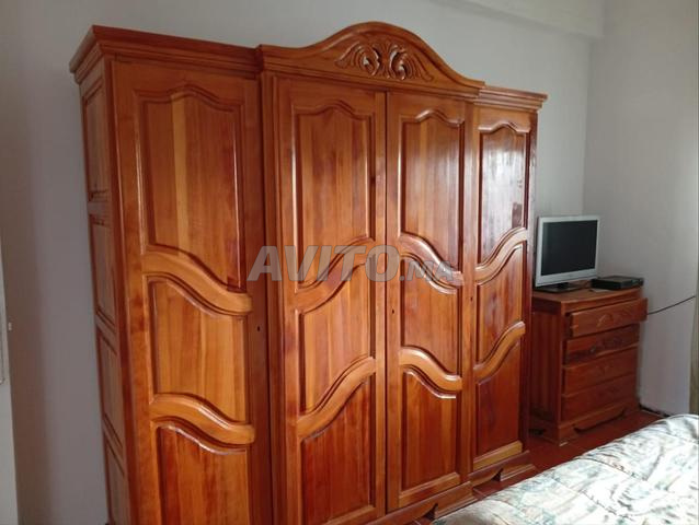 بيع غرفة نوم كاملة من الخشب الصلب