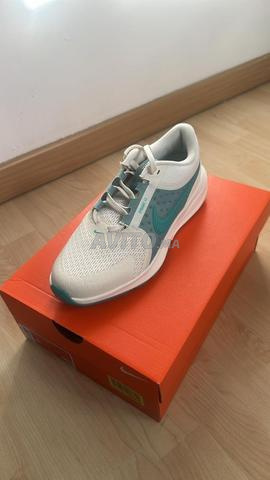 Basket de la marque NIKE original