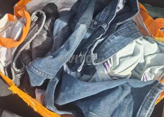 Vêtements utilisés