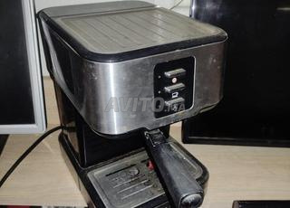 ماكينة قهوة للبيع بحالة جيدة