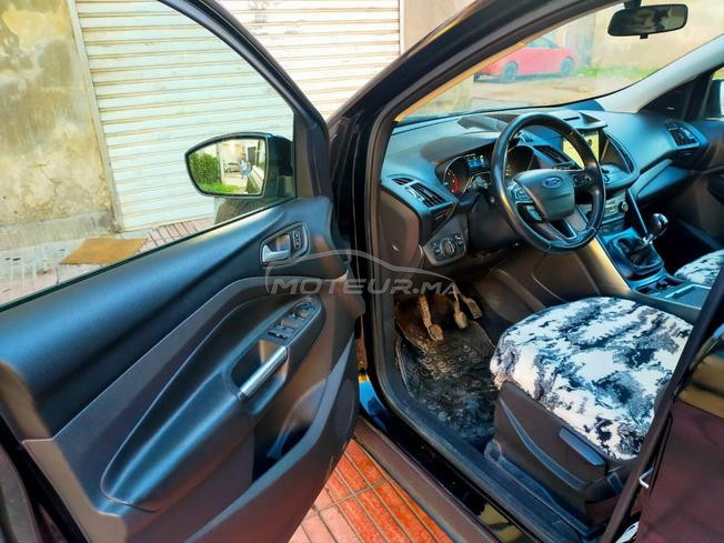ford kuga en très bon état 