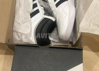 vente des baskets femme homme enfant originale