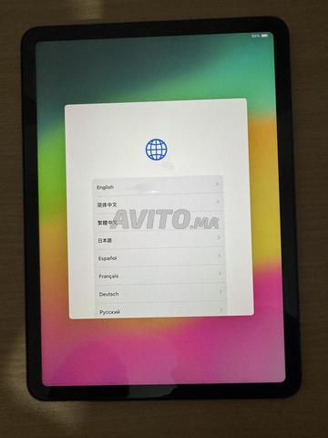 iPad Air 5 2022 64 Go noir WiFi à vendre