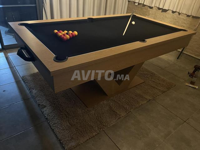 طاولة بلياردو قابلة للتحويل إلى طاولة طعام