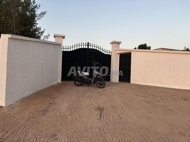 فيرما للبيع قريبة من هابي فيلج تتر