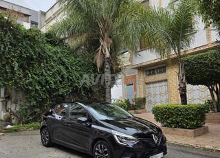 RENAULT Clio 5 Diesel 09/2021 à Tanger