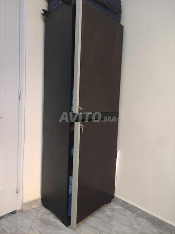 خزانة للبيع