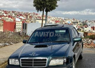 اللي بغا شي حاجة مرحبا