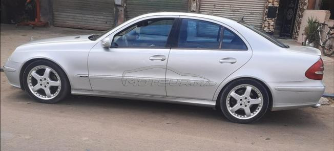Mercedes-Benz E220 avant-garde 