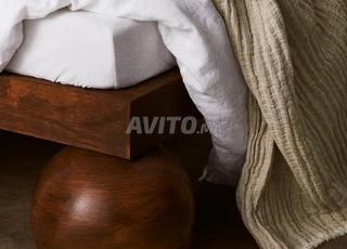 غطاء سرير / بطانية كبيرة من الكتان