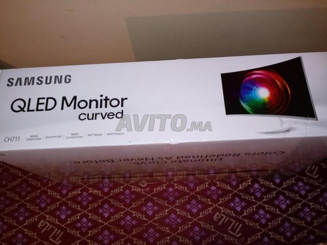 Samsung 32 Moniteur QLED