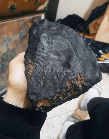 نيزك جميل للبيع