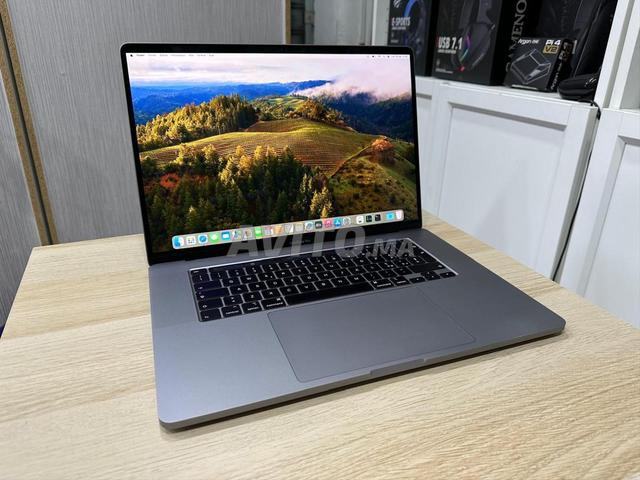 Macbook Pro 16 M2 MAX 96GB RAM 8TB SSD