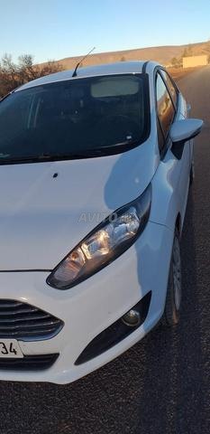 Ford Fiesta model 12/2015 n9a