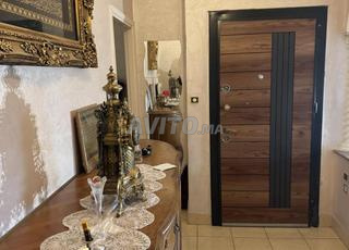 شقة للبيع 100 متر مربع في الدار البيضاء