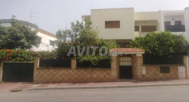 Villa à Hay Riad de 340m² à vendre - 2