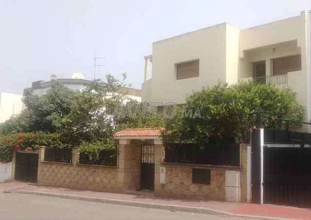 Villa à Hay Riad de 340m² à vendre