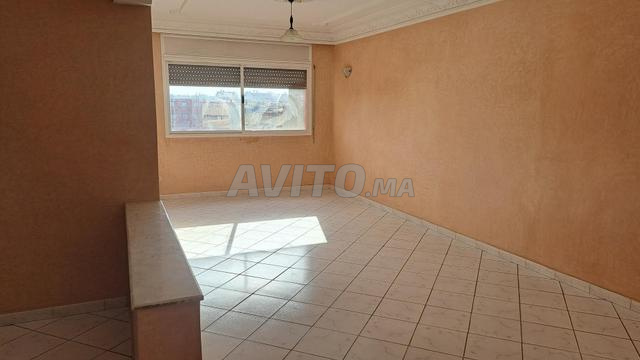 Bureau vide 3 ème étage boulevard la résistance