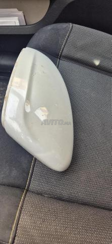 Coque rétroviseur droite Peugeot 208/c3/corsa