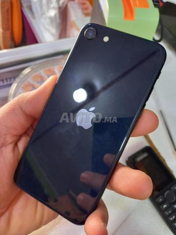 iPhone se 3 بحالة الجديد