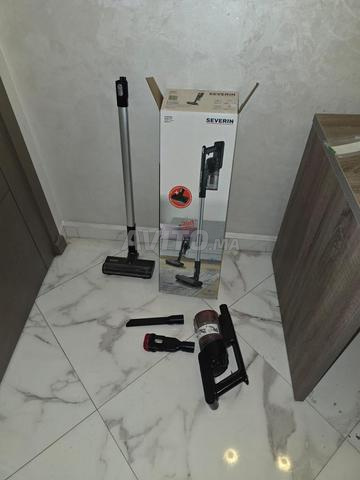 مكنسة كهربائية لاسلكية SEVERIN 2 في 1 22 فولت