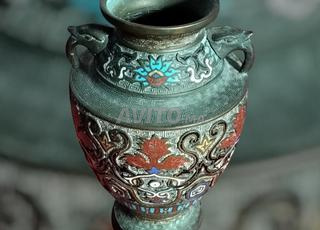 Vase en bronze cloisonné japonaise