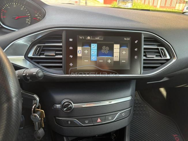 Peugeot 308 Diesel Manuelle 2017 à Tanger