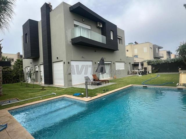 للإيجار فيلا مفروشة في ليلاس بارك بوسكورة