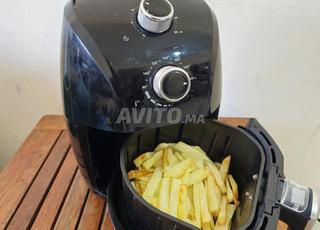 مقلاة هوائية صغيرة air frayer