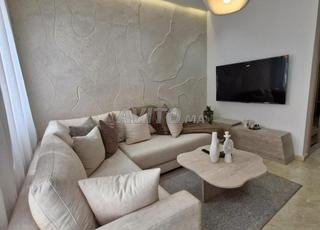 استوديوهات عالية المستوى للبيع في شارع طان طان