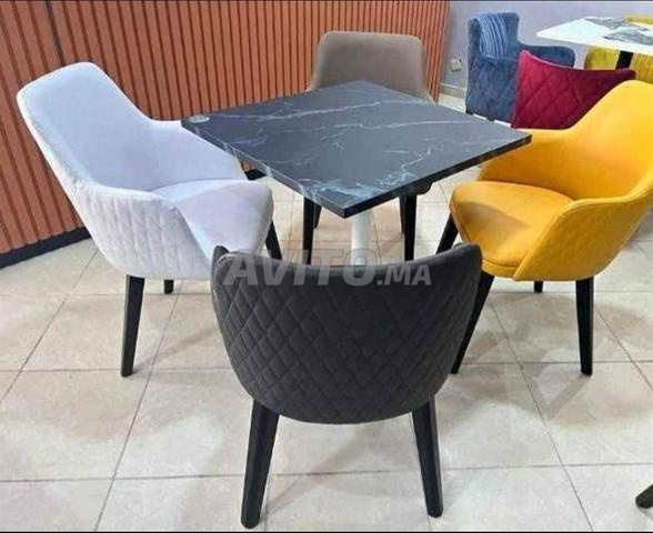 بيع بالجملة: كرسي، طاولة، كنبة، مقعد مقهى