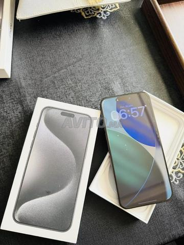 iPhone 15 Pro Max 256gb en excellent état