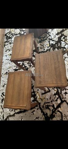 مجموعة طاولات صغيرة متعددة الاستخدامات