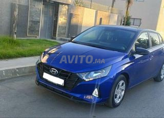 Hyundai i20 كاملة الخيارات، يد أولى