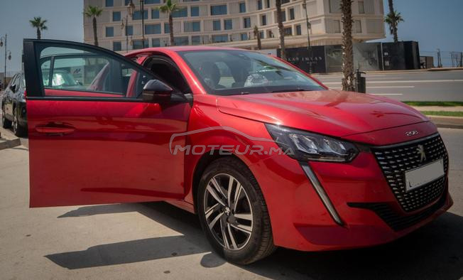 Peugeot 208 Diesel Manuelle 2023 à Rabat