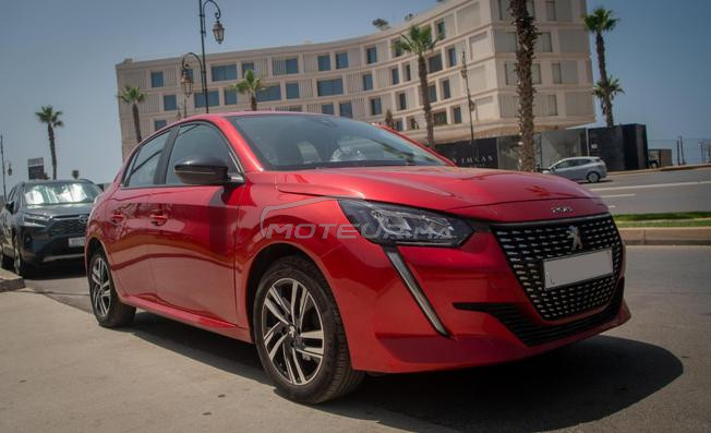 Peugeot 208 Diesel Manuelle 2023 à Rabat