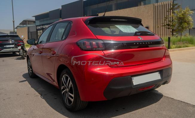 Peugeot 208 Diesel Manuelle 2023 à Rabat