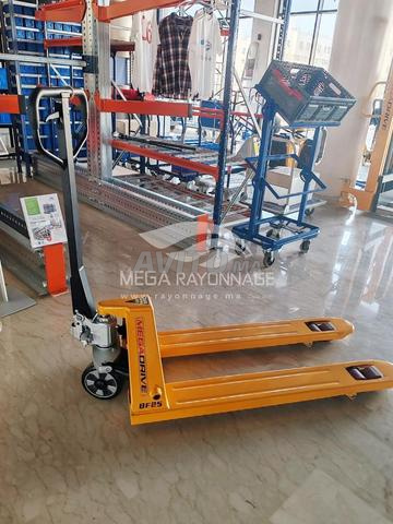 رافعة يدوية بعجلات مطاطية ROUE EN CAOUTCHOUC