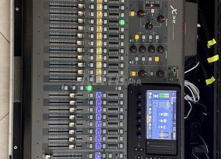 behringer x 32