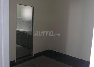 شقة للإيجار 100 متر مربع في الدار البيضاء